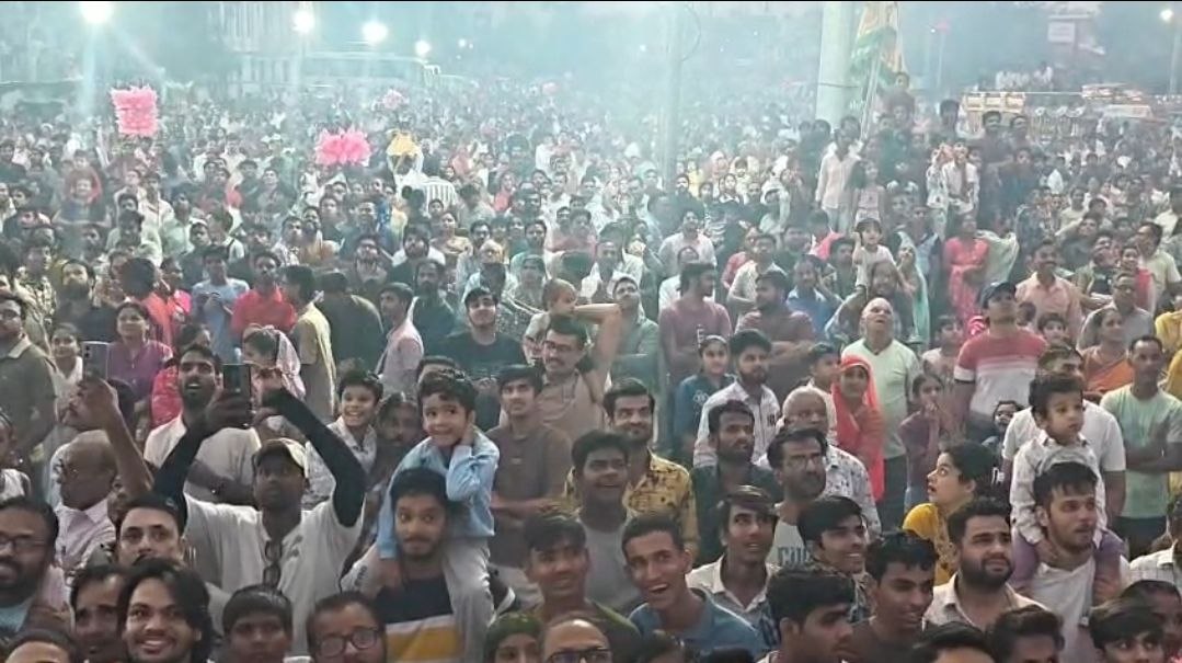राम के अग्रि बाण से दशानन स्वाह, तेजाजी चौक में 55 फीट के रावण दहन